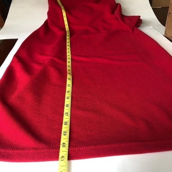 Sharagano Woman’s Red Stretch Crepe Crew Neck Knit Front Tie Sheath Dress Size 4 - Picture 8 of 13